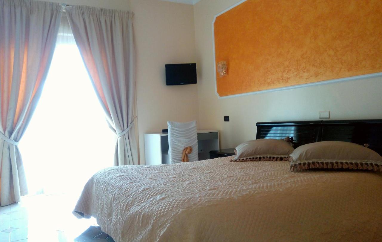 Hotel Al Querceto Tocco Caudio Екстериор снимка