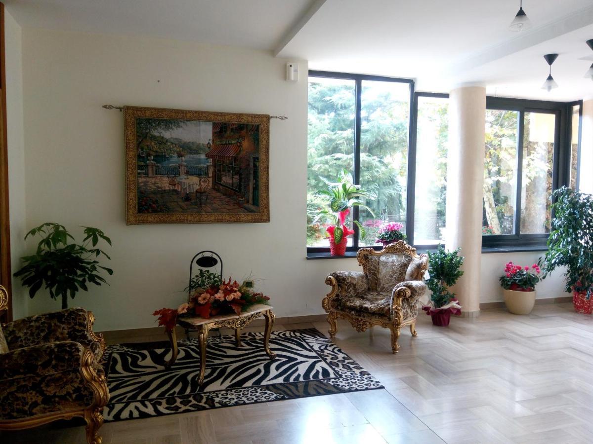 Hotel Al Querceto Tocco Caudio Екстериор снимка
