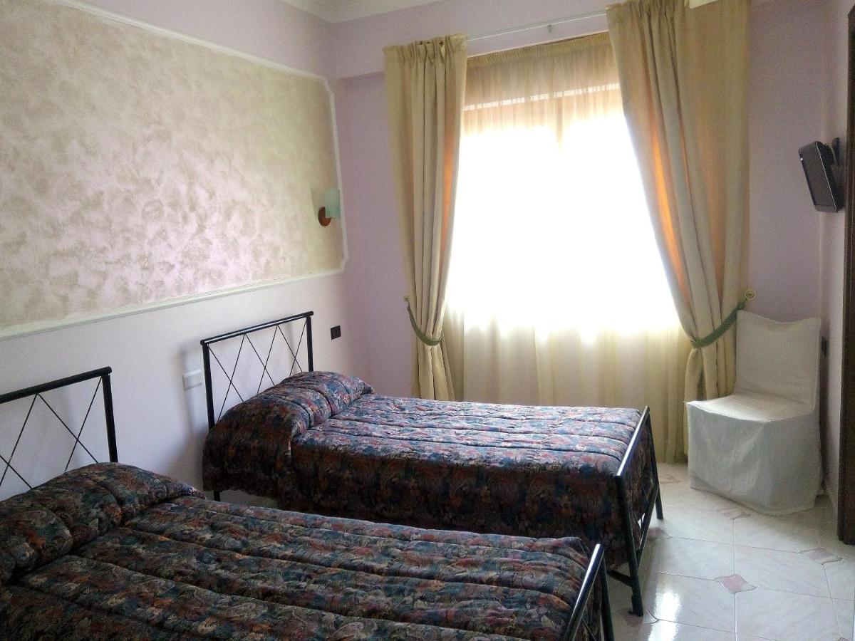 Hotel Al Querceto Tocco Caudio Екстериор снимка